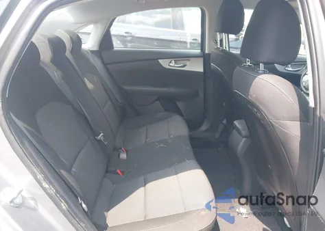 2023 Kia Forte Lxs z USA, uszkodzony, nr VIN 3KPF24AD1PE635307